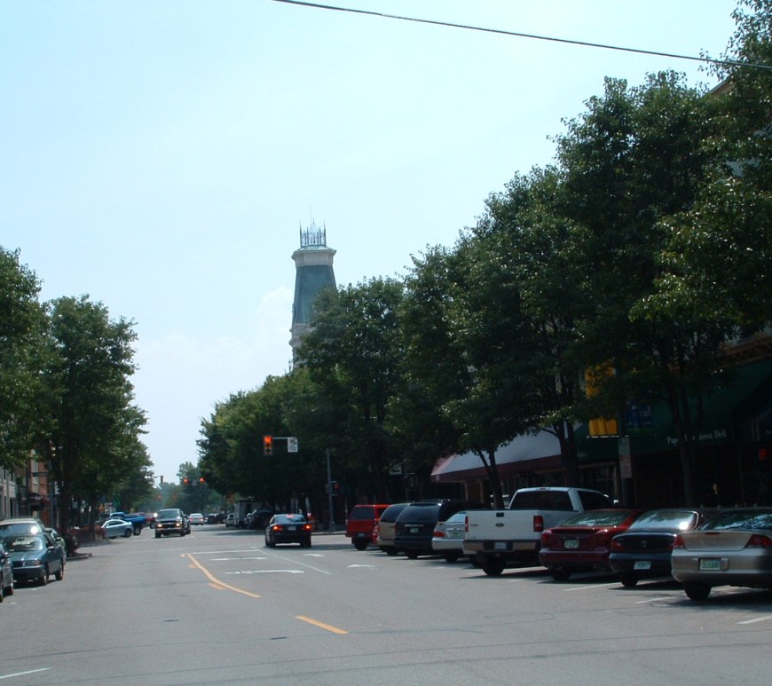 In my small towns, something has gone terribly wrong. (Monte Dutton photos)